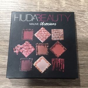 Huda beauty mauve Obsessions